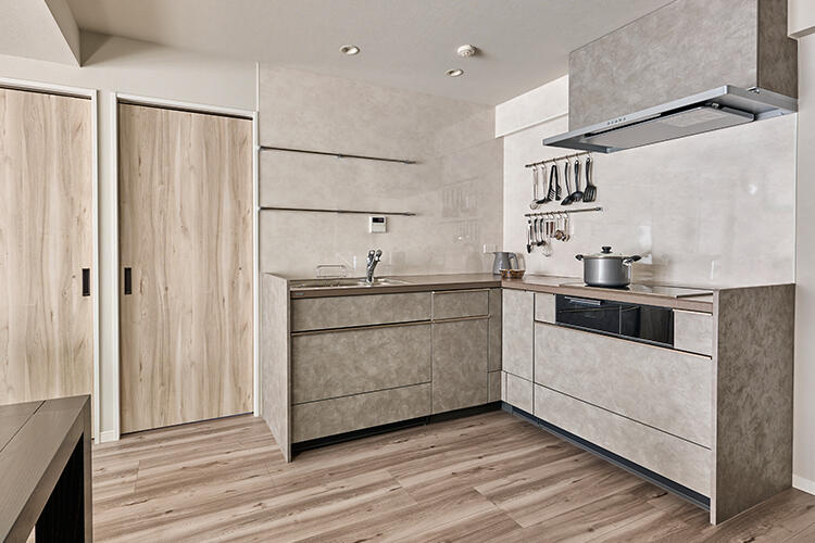 グレージュがつくる落ち着きのある住まい